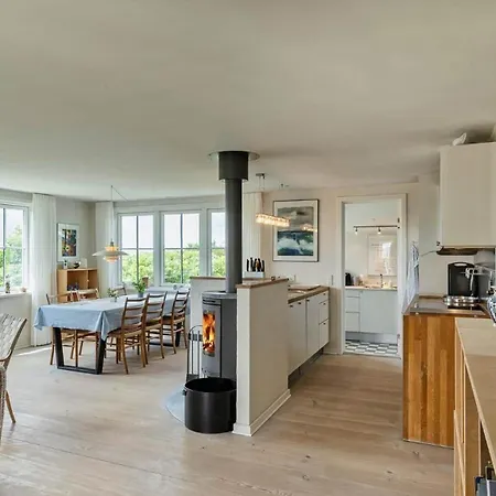 Ve111-vejers-strand-nordvej-9-a * Vejers Strand